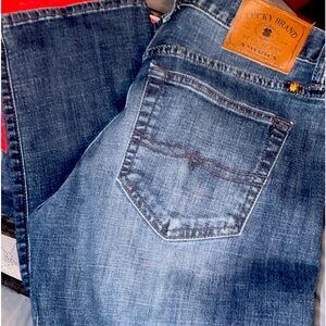 men’s Lucky jeans in great condition
